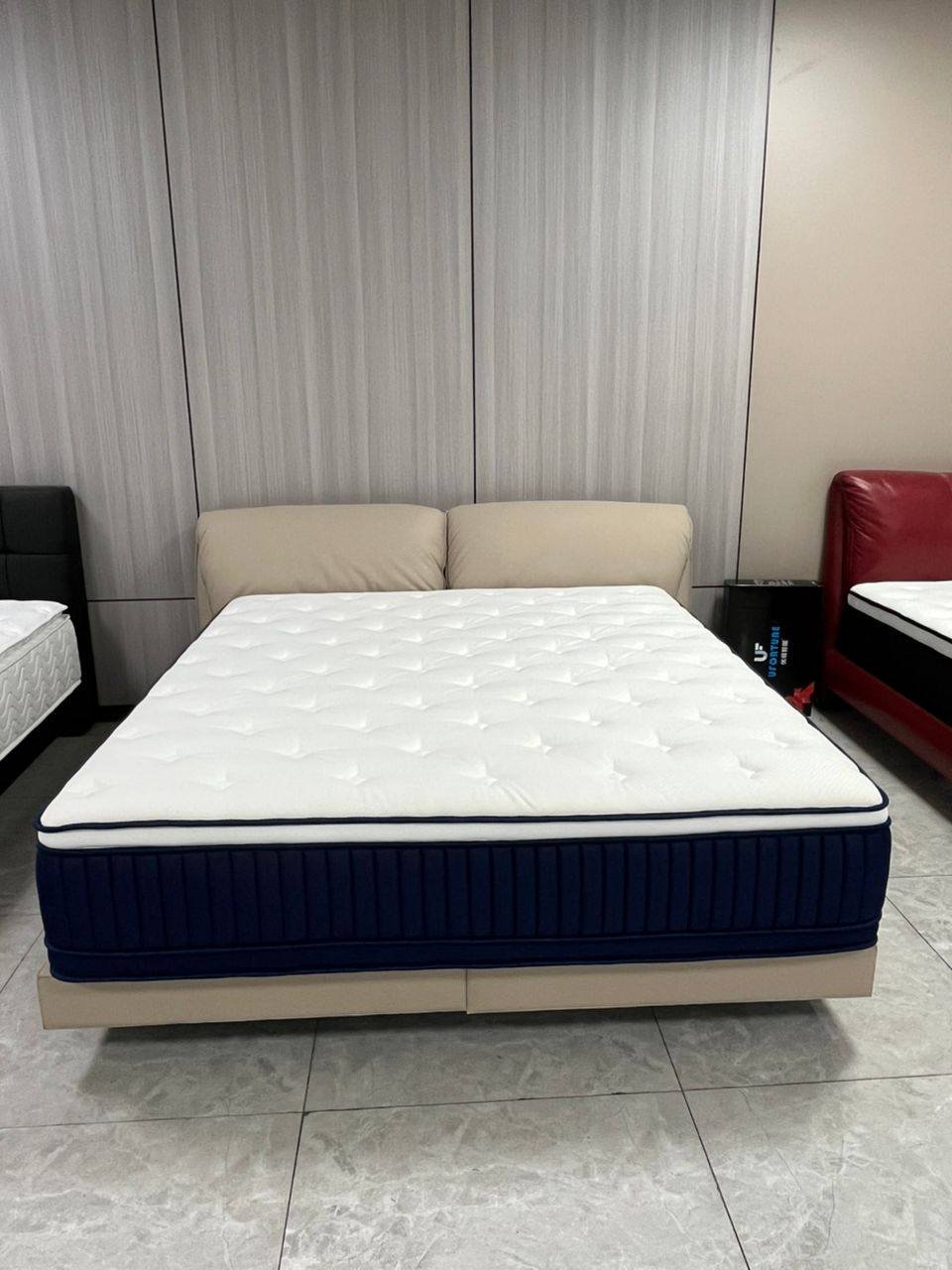 V04 MATTRESS